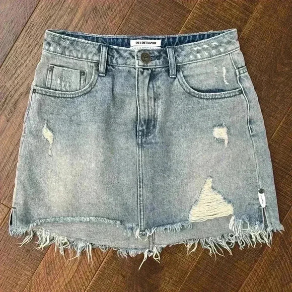 One Teaspoon High Waisted Denim Fitted Skirt - Picture 2 of 12